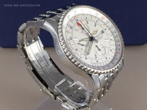 Breitling Navitimer World