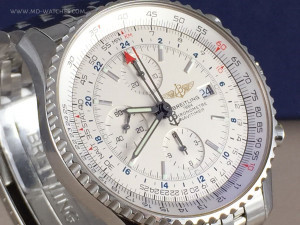 Breitling Navitimer World