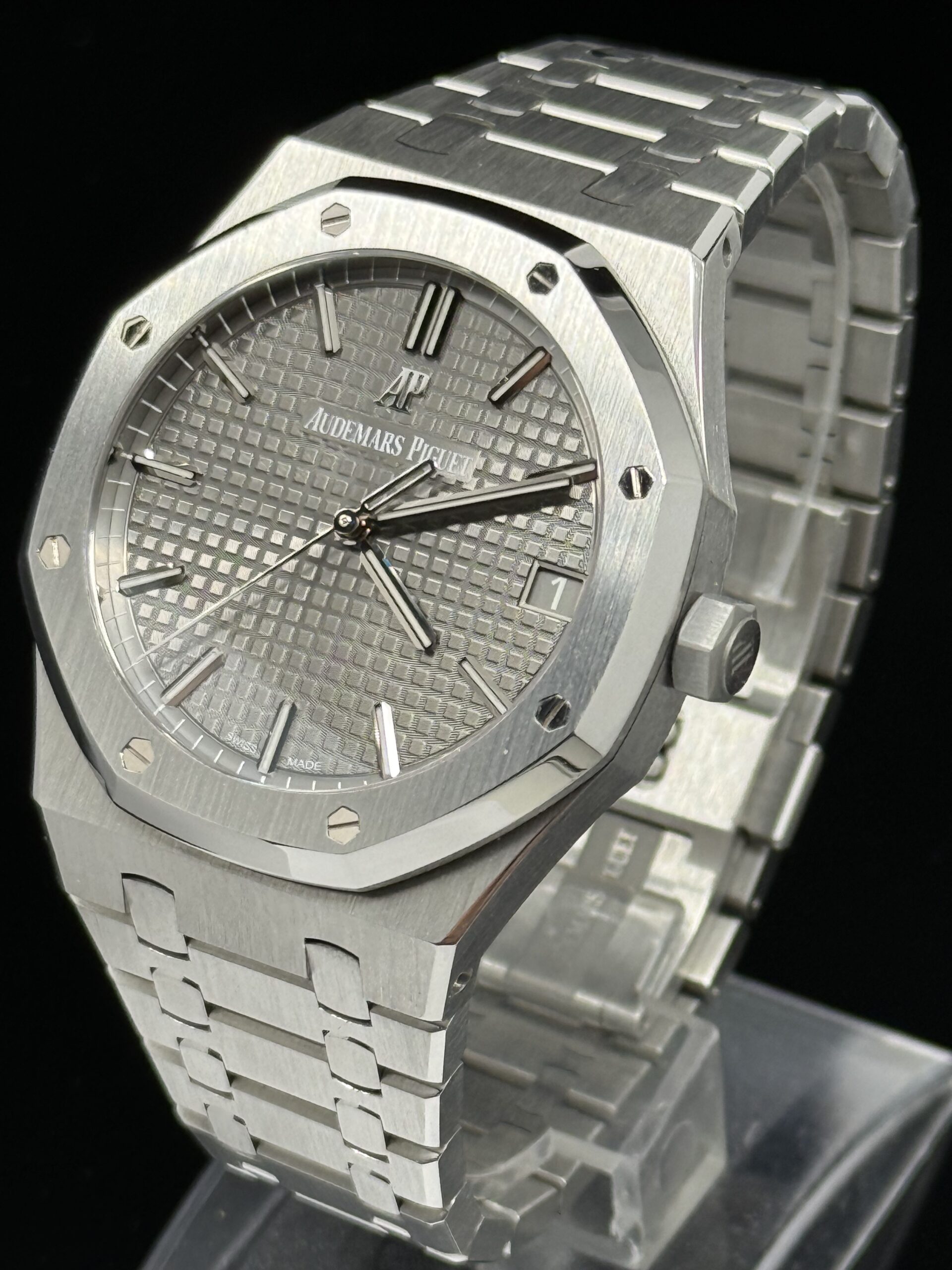 Buyee☆Audemars Piguet グレー ダイヤル 時計 Audemars Piguet Royal Oak Ref.: 15500ST.OO.1220ST.02 - 41mm - MD